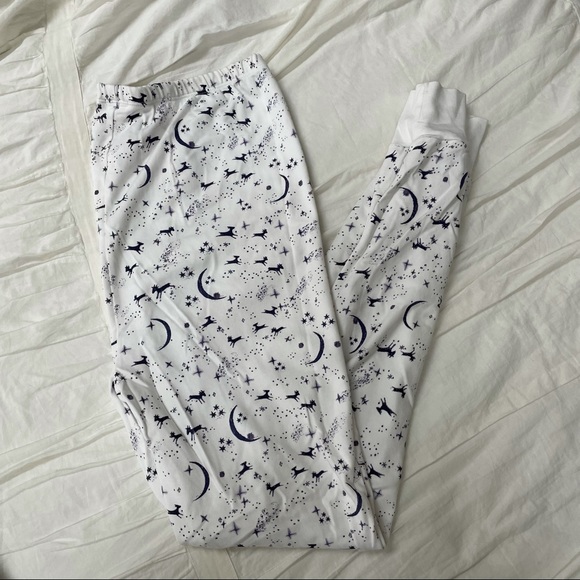 Giggle Mommy Pajama Set Holiday Pattern - Picture 6 of 6